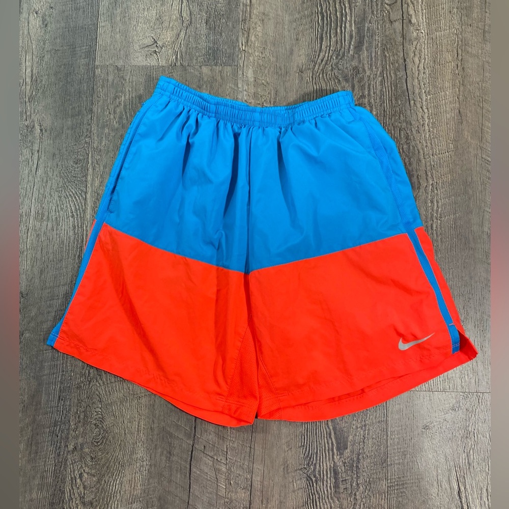 NIKE Mens Running Shorts